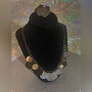 Beautiful copper and silver necklace with earrings